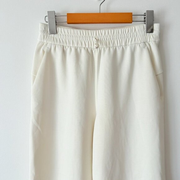 Lululemon Softstreme High-Rise Straight-Leg Cropped Pant Size 4 - Picture 7 of 9